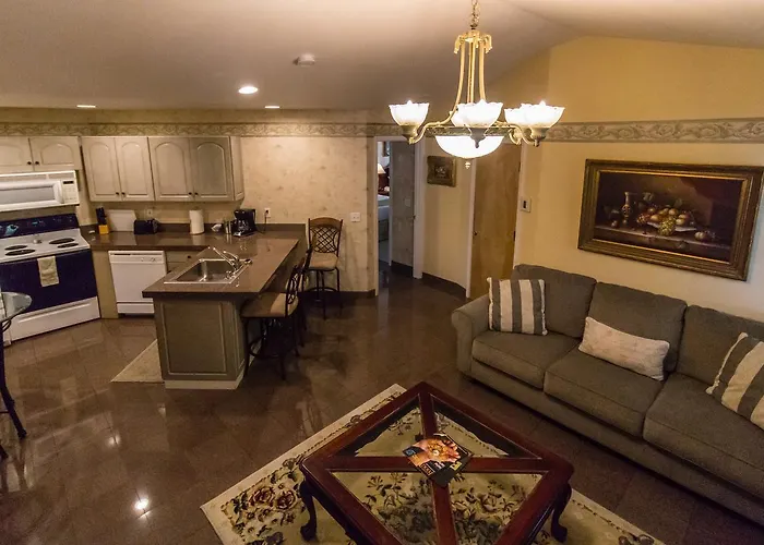 Grass Valley Courtyard Suites