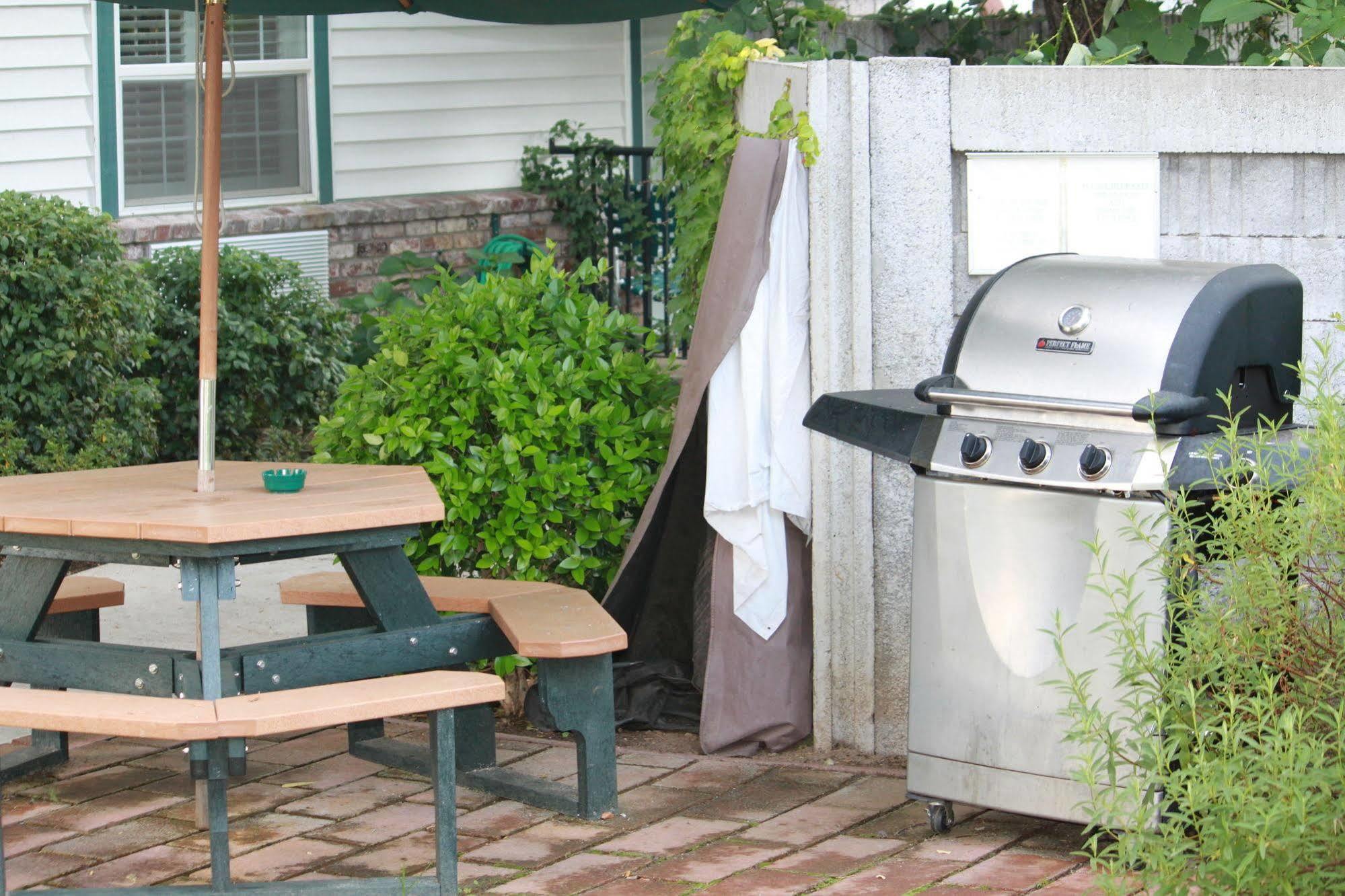 Courtyard 3* Grass Valley